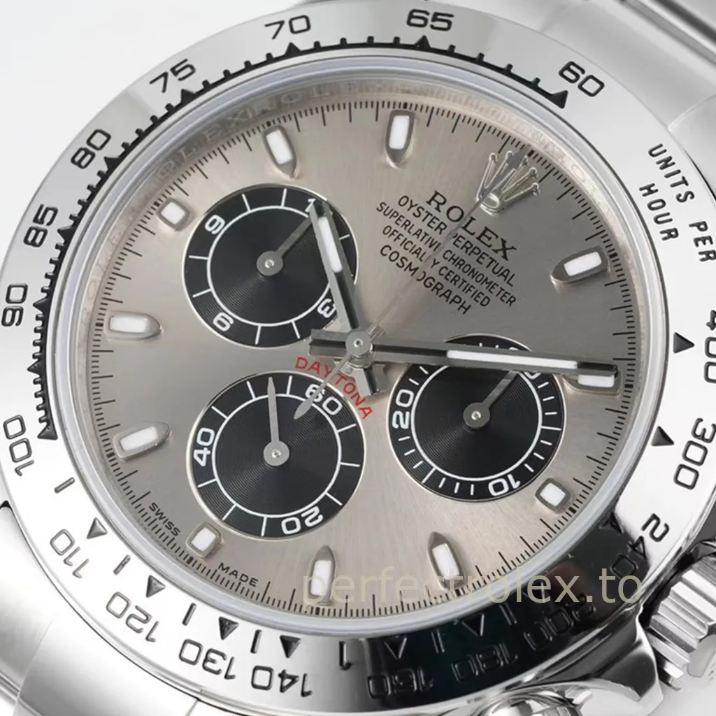 Rolex Daytona 116509 40mm white gold chronograph watch with silver dial, black subdials, tachymeter bezel, and Oyster bracelet close-up