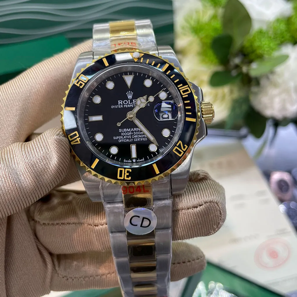 Rolex-Submariner-M126613LN-0002-Super-Clone-Watch-41mm-Black-Dial-Two-Tone-Black-Ceramic-Bezel-Front-View-1
