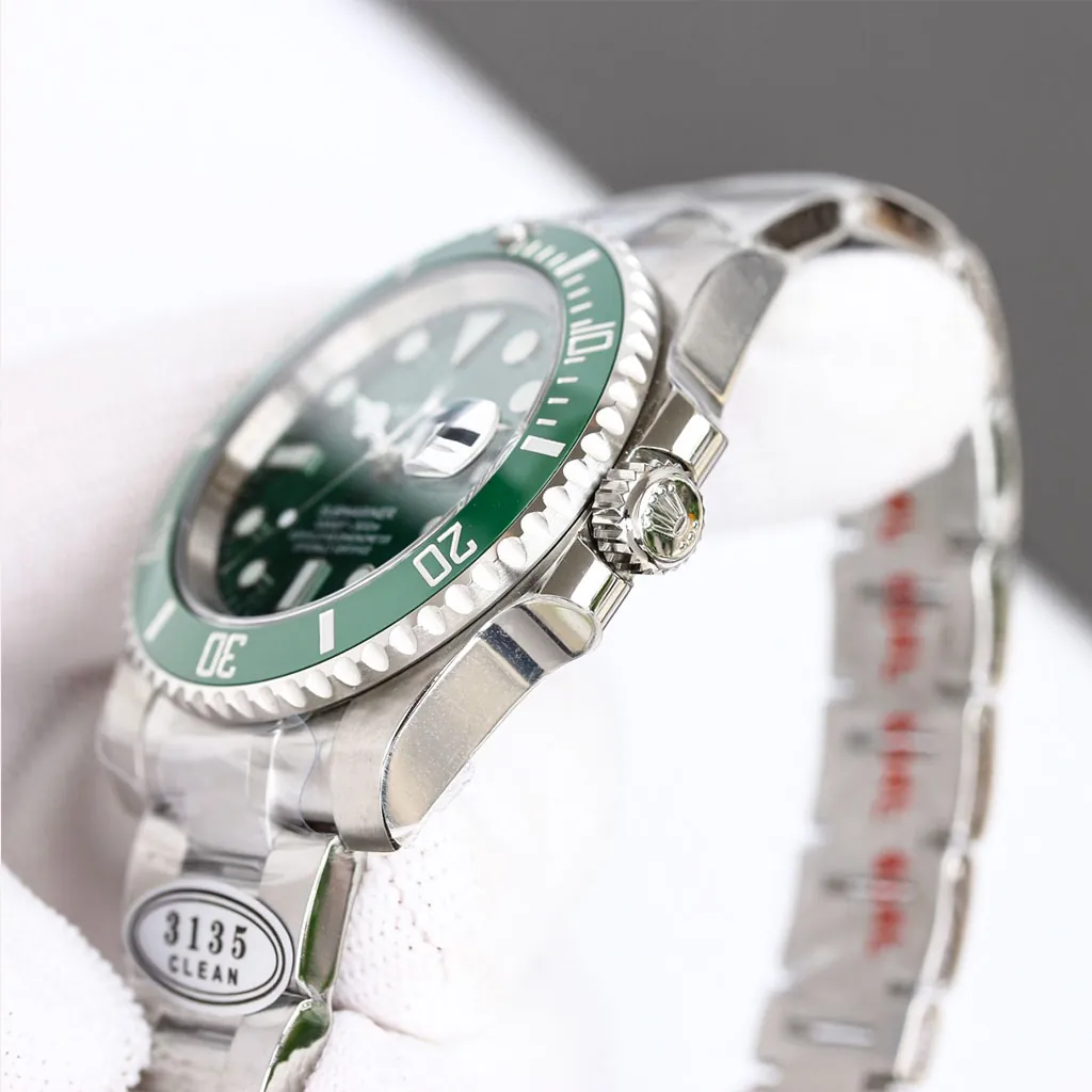 Rolex-Submariner-116610LV-Super-Clone-Watch-40mm-Green-Dial-Green-Ceramic-Bezel-Right-Side-View