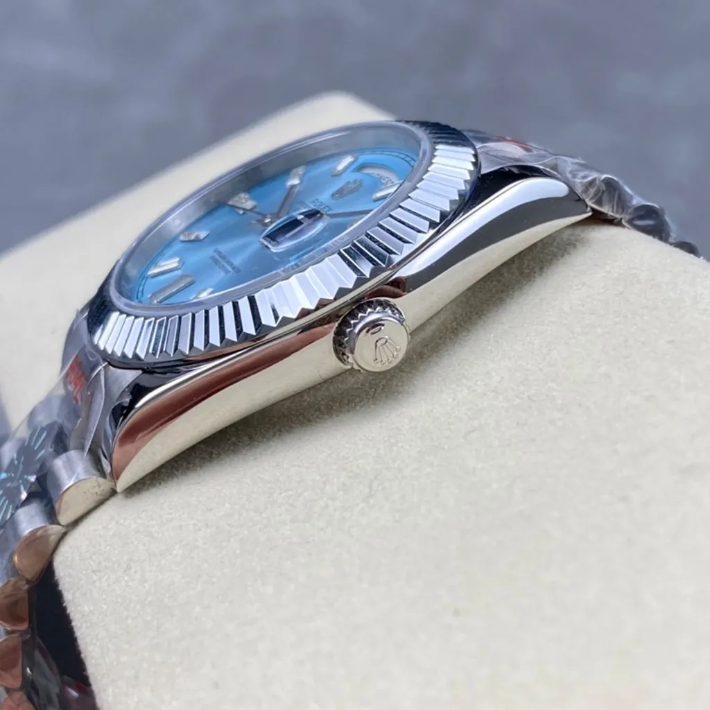 Rolex-Day-Date-M228236-0006-Super-Clone-Watch-40mm-Ice-Blue-Dial-Baguette-Diamond-Markers-Right-Side-View