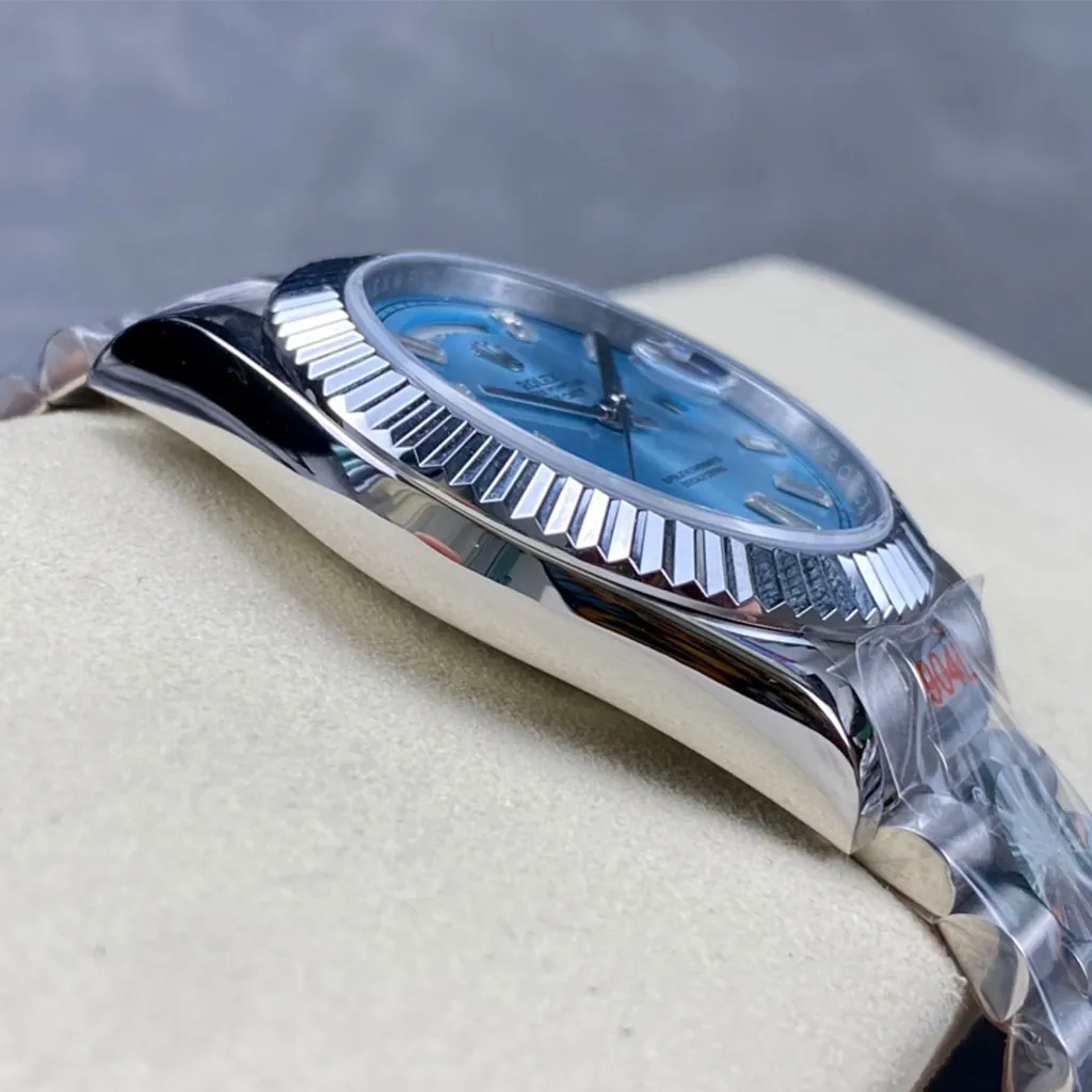 Rolex-Day-Date-M228236-0006-Super-Clone-Watch-40mm-Ice-Blue-Dial-Baguette-Diamond-Markers-Left-Side-View