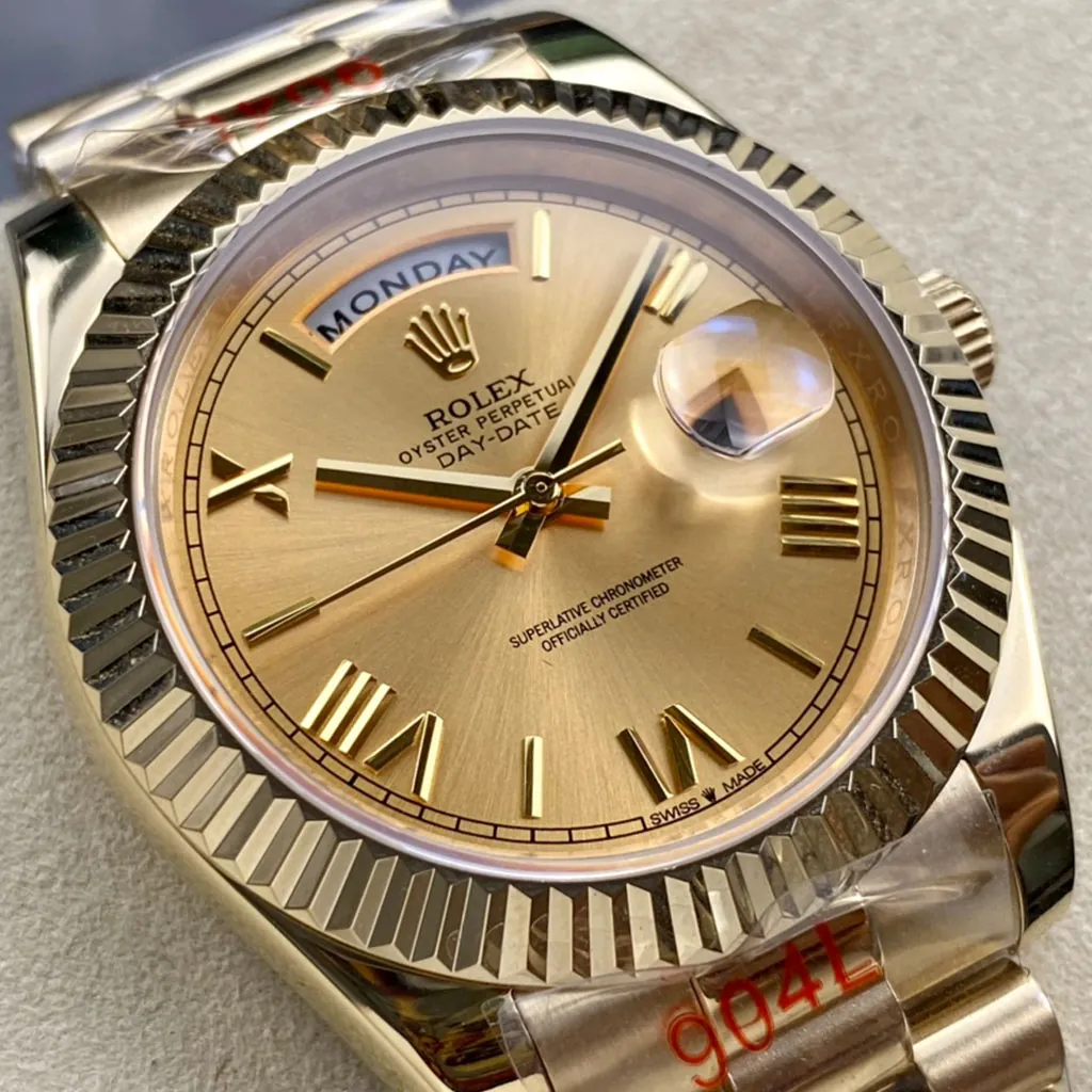 Rolex-Day-Date-M228238-0006-Super-Clone-Watch-40mm-Champagne-Dial-Fluted-Bezel-President-Bracelet-Dial-Detail-2