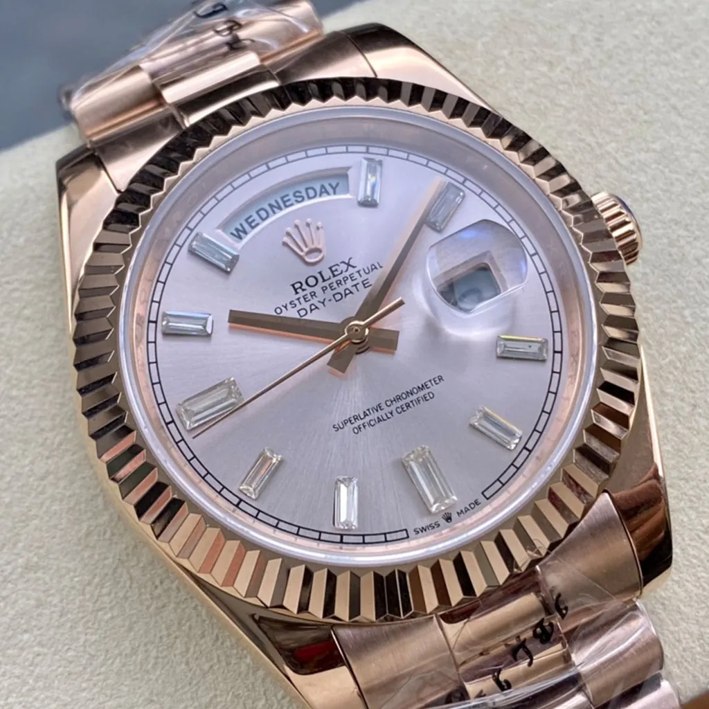 Rolex-Day-Date-M228235-0004-Super-Clone-Watch-40mm-Rose-Gold-Dial-Baguette-Diamond-Markers-Dial-Detail-2