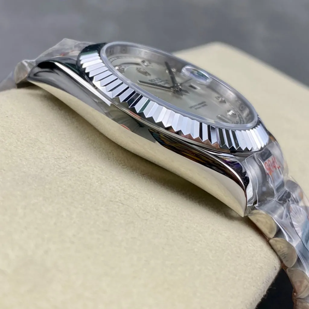 Rolex-Day-Date-218239-0006-Best-Replica-Watch-with-Silver-Sunburst-Diamond-Marker-Dial-Left-Side-View