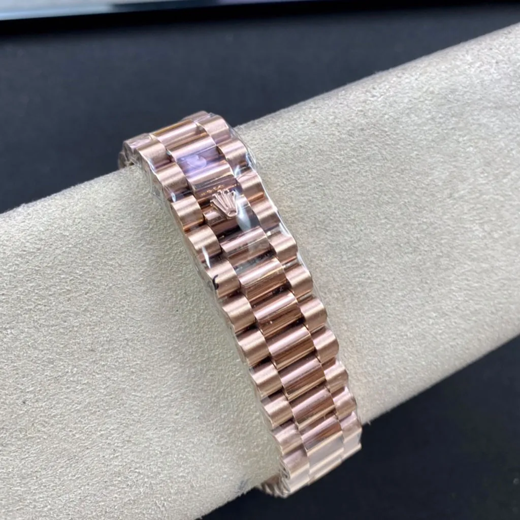 Rolex-Day-Date-228235-Best-Replica-40mm-Chocolate-Dial-Everose-Gold-Diamond-Luxury-President-Watch-Strap-View-1