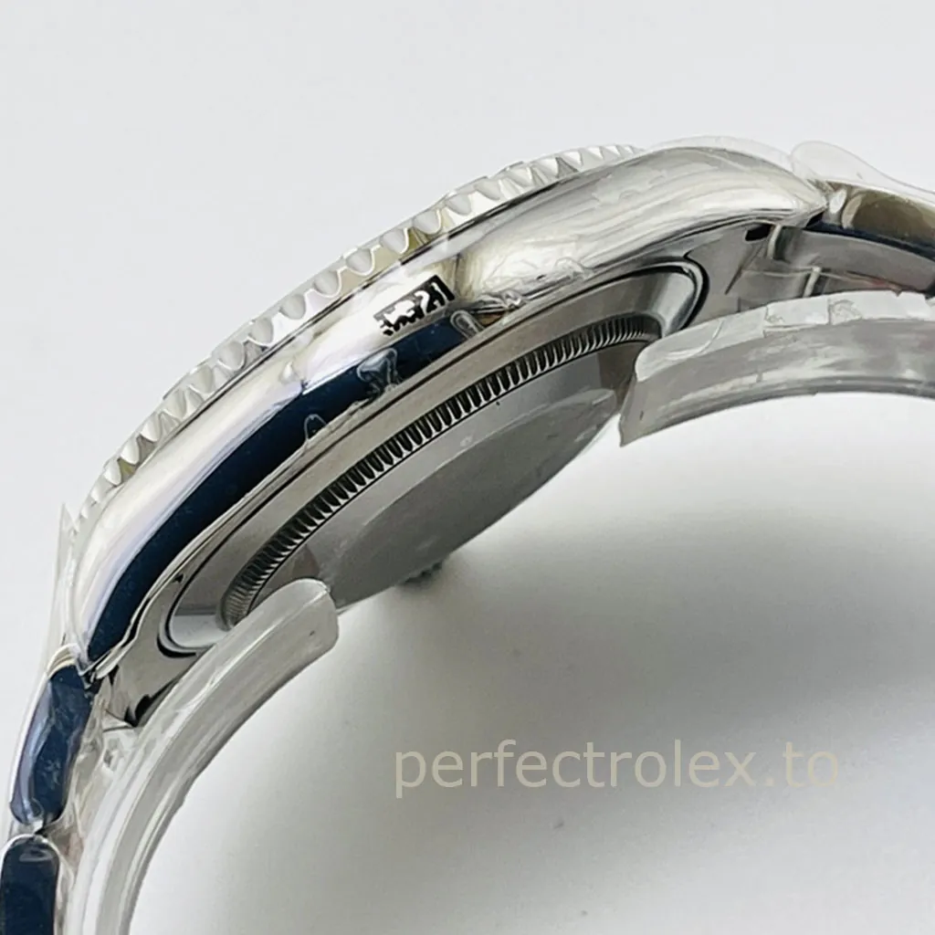Rolex-Yacht-Master-M126622-0002-Super-Clone-Watch-40mm-Blue-Sunburst-Dial-Platinum-Style-Bezel-Left-Side-View