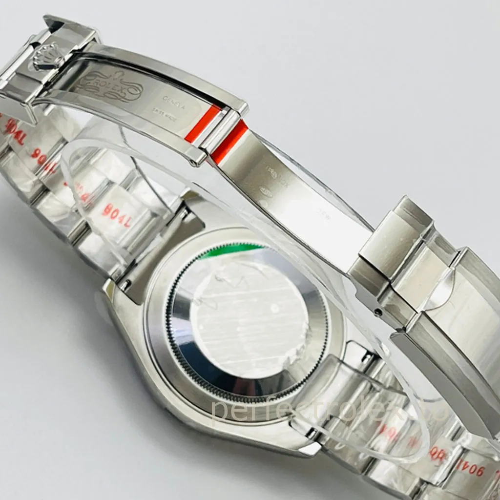 Rolex-Yacht-Master-M126622-0001-Super-Clone-Watch-40mm-Slate-Gray-Dial-Cyan-Seconds-Hand-Buckle-Details-1