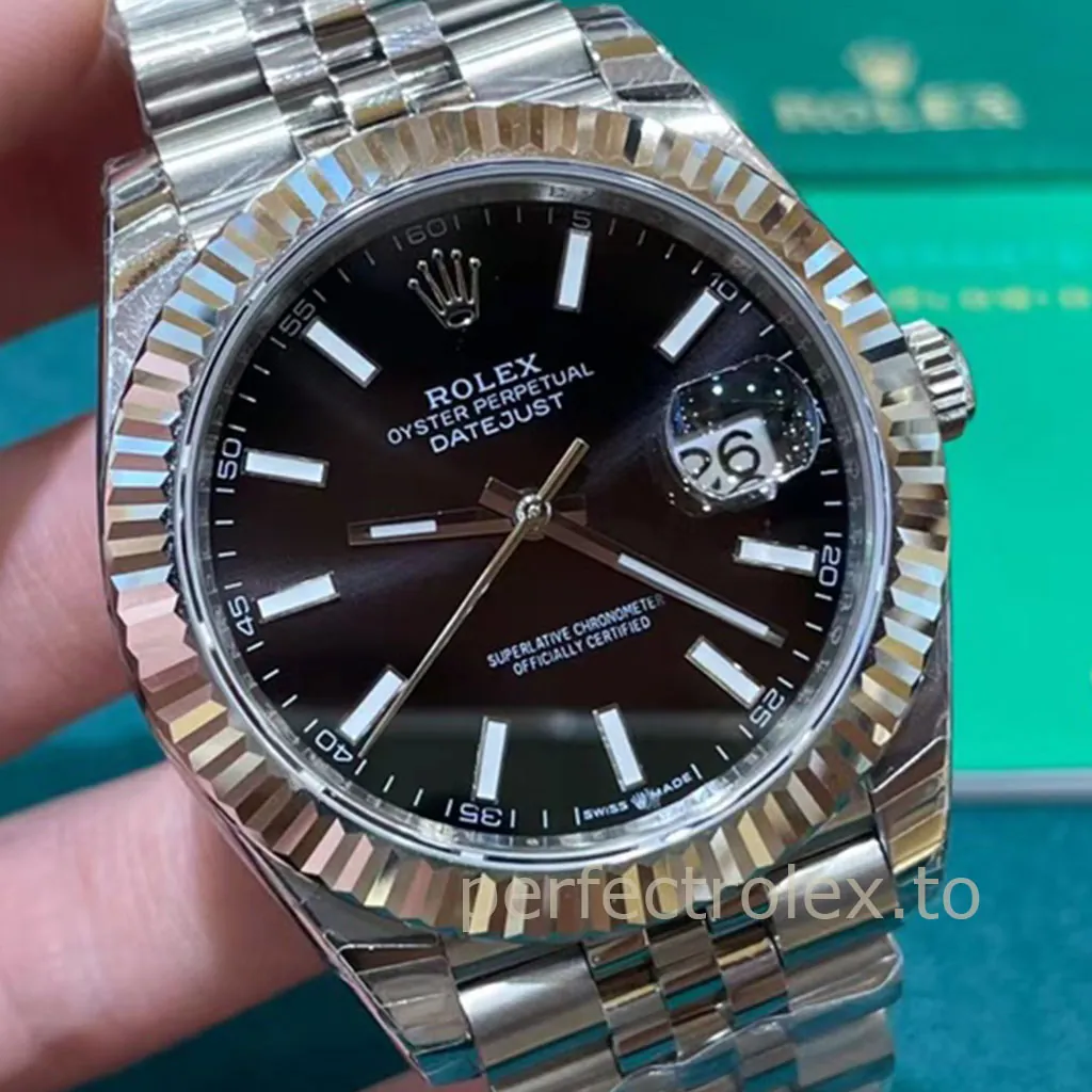 Rolex-Datejust-41-M126334-0018-Super-Clone-Watch-Black-Dial-Fluted-Bezel-Jubilee-Bracelet-Dial-Detail-1