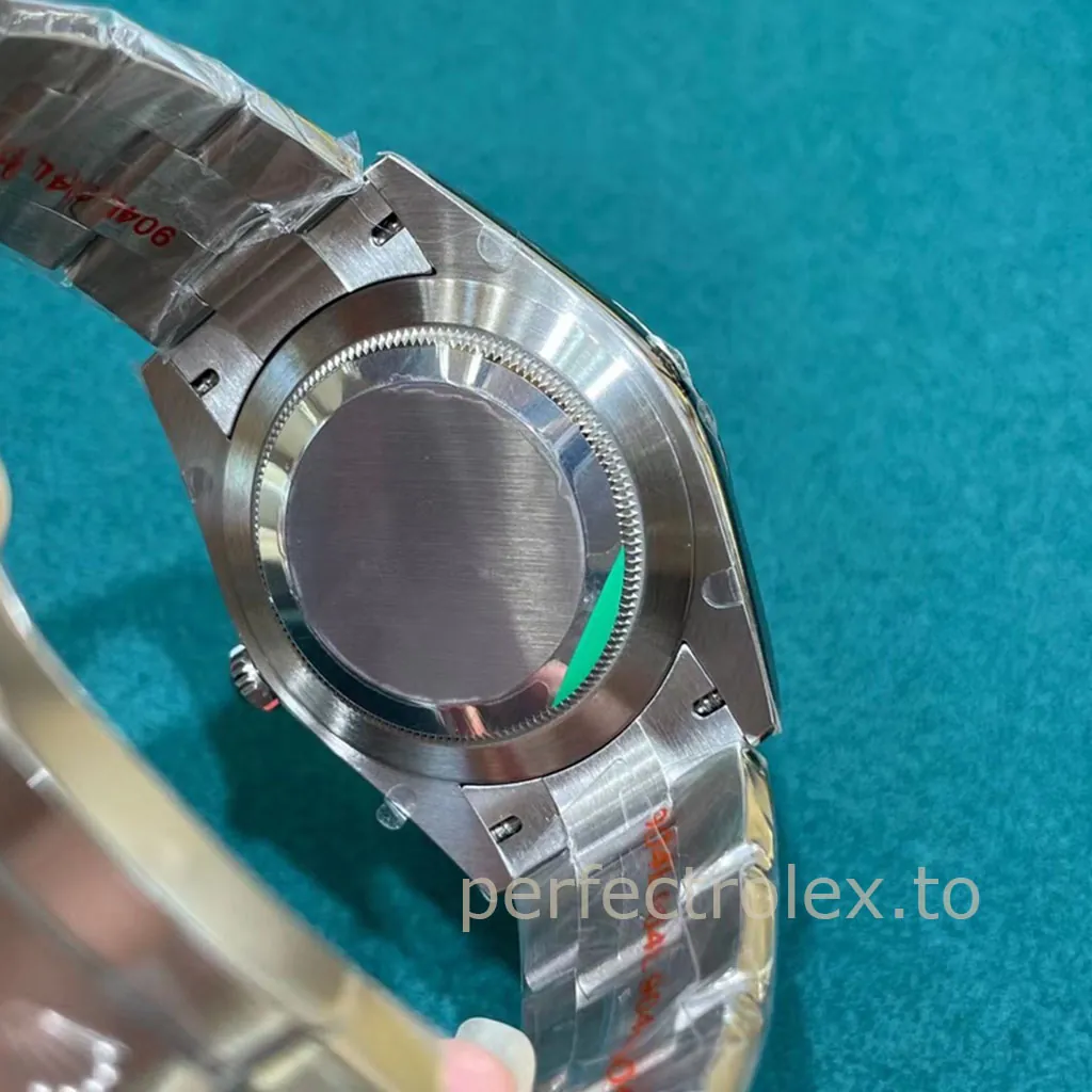 Rolex-Oyster-Perpetual-M124300-Best-Replica-Watch-41mm-Green-Dial-Oystersteel-Bracelet-Back-View
