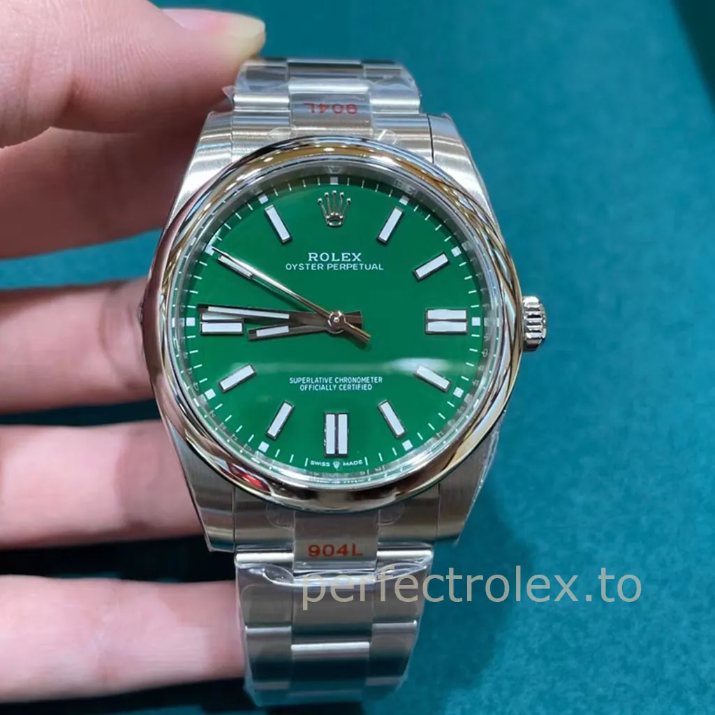 Rolex-Oyster-Perpetual-M124300-Best-Replica-Watch-41mm-Green-Dial-Oystersteel-Bracelet-Front-View-1