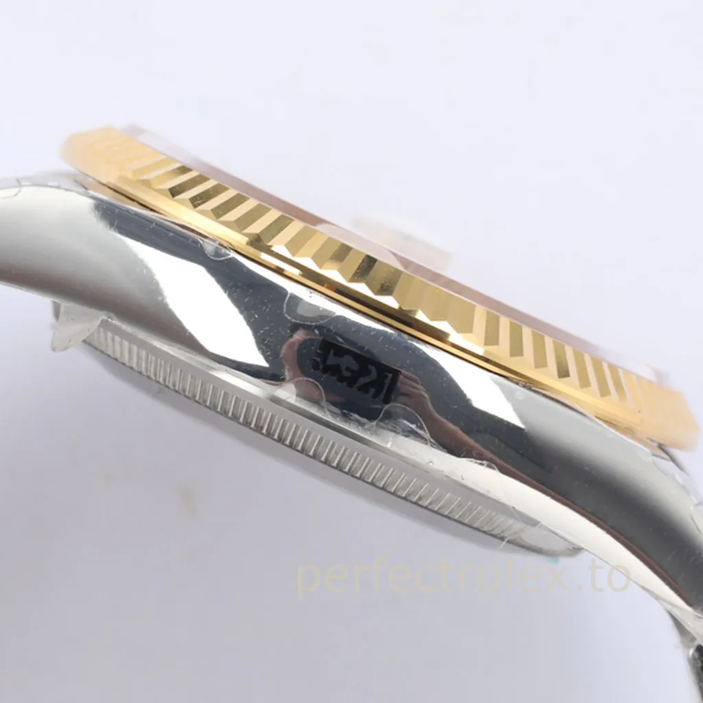Rolex-Datejust-126233-0038-Golden-Palm-Motif-Dial-Replica-Watch-Two-Tone-Oyster-Bracelet-Left-Side-View