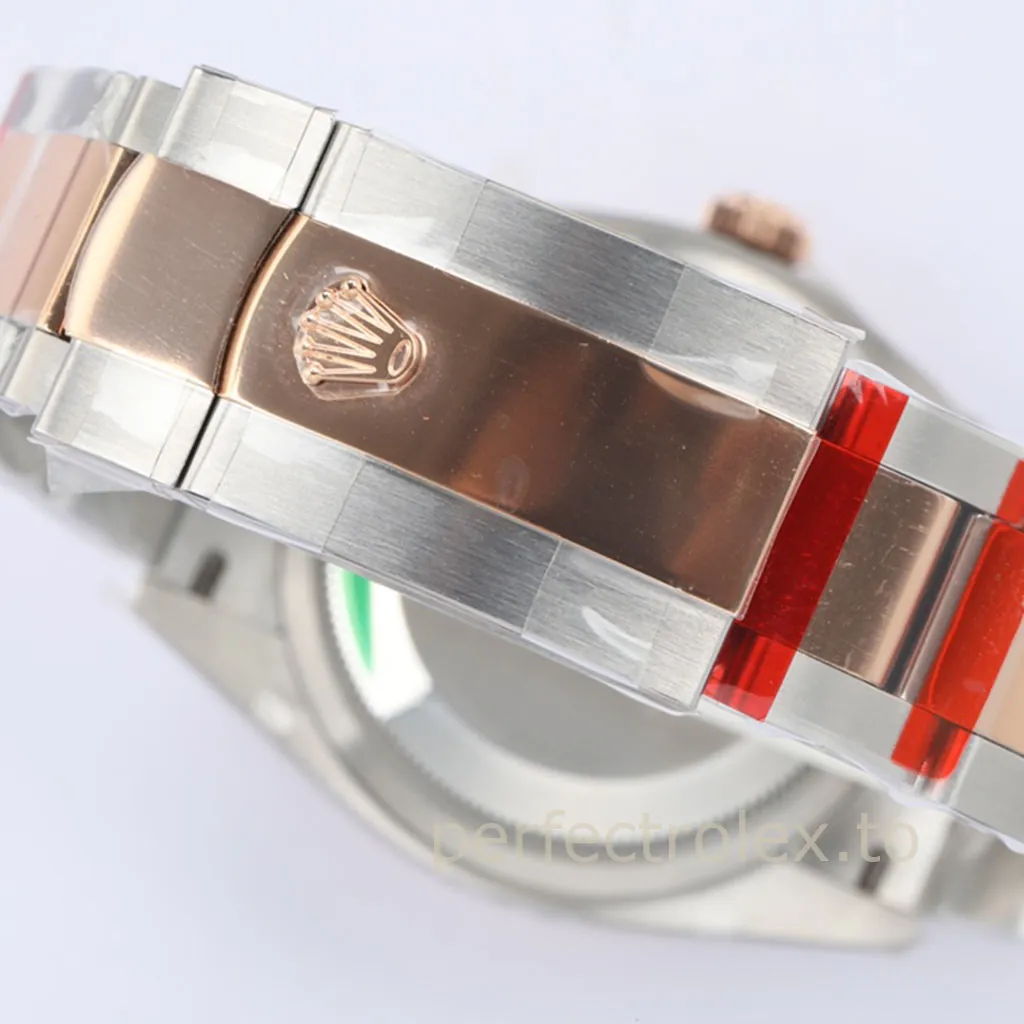 Rolex-Datejust-126231-0032-Silver-Palm-Dial-Rose-Super-Clone-Watch-Oyster-Bracelet-Buckle-View-1