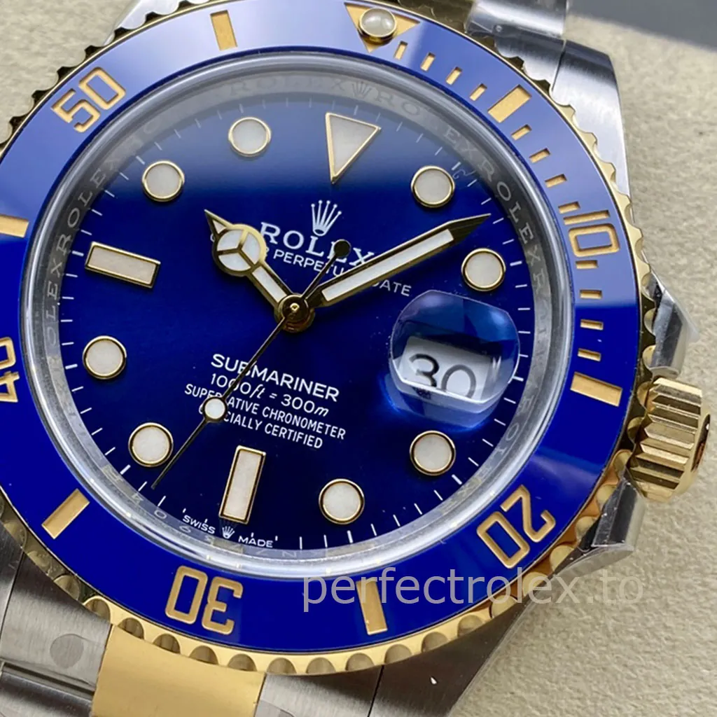 Rolex-Submariner-126613LB-Royal-Blue-Dial-Two-Tone-Luxury-Dive-Replica-Watch-41mm-Dial-Detail-2