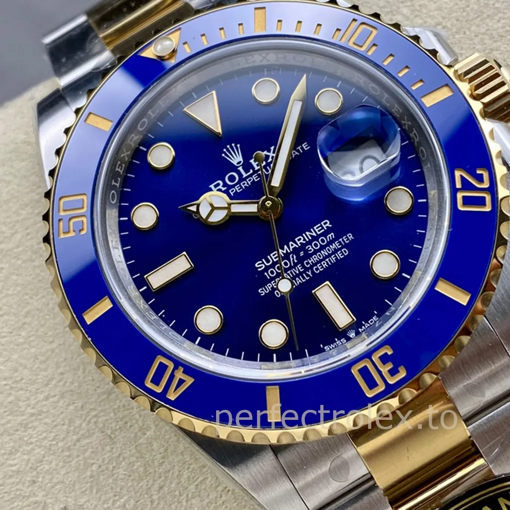 Rolex-Submariner-126613LB-Royal-Blue-Dial-Two-Tone-Luxury-Dive-Replica-Watch-41mm-Dial-Detail-1