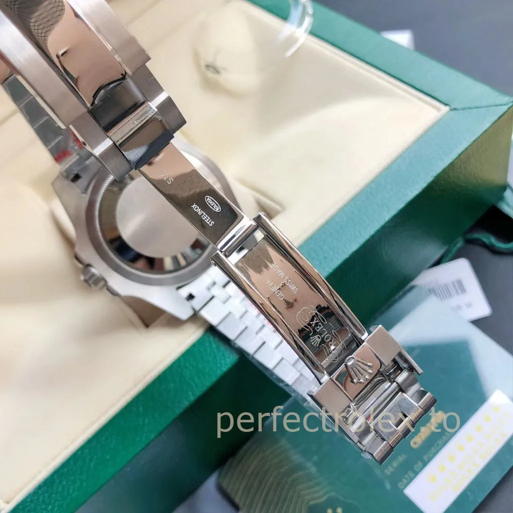 Rolex-GMT-Master-II-M126710BLRO-Pepsi-40mm-Black-Dial-Dual-Time-Super-Clone-Watch-Buckle-Details-1