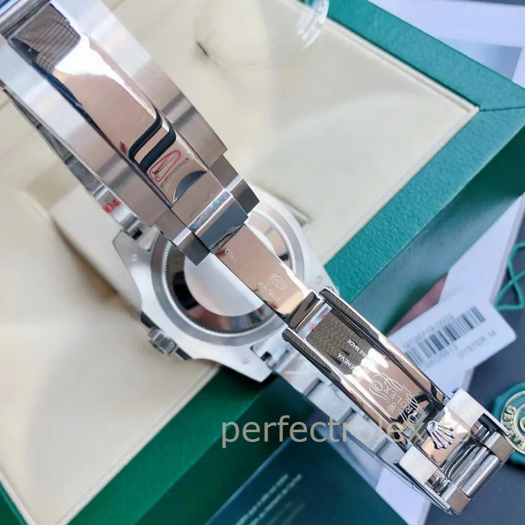 Rolex-GMT-Master-II-M126719BLRO-0002-Meteorite-Dial-Pepsi-Travel-Replica-Watch-Buckle-Details-1