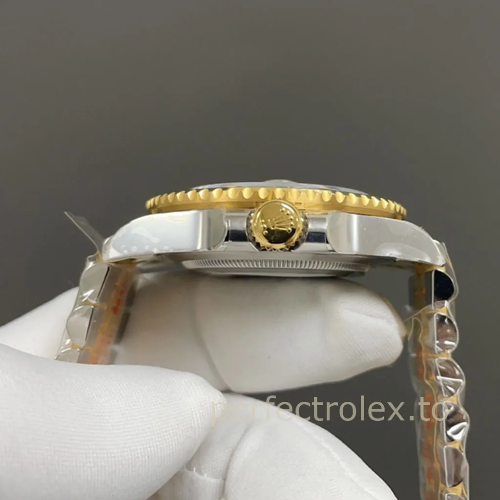 Rolex-GMT-Master-II-M126713GRNR-Black-Gray-Bezel-Two-Tone-40mm-Jubilee-Replica-Watch-Right-Side-View