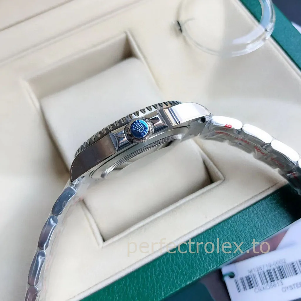 Rolex-GMT-Master-II-M126719BLRO-0002-Meteorite-Dial-Pepsi-Travel-Replica-Watch-Right-Side-View