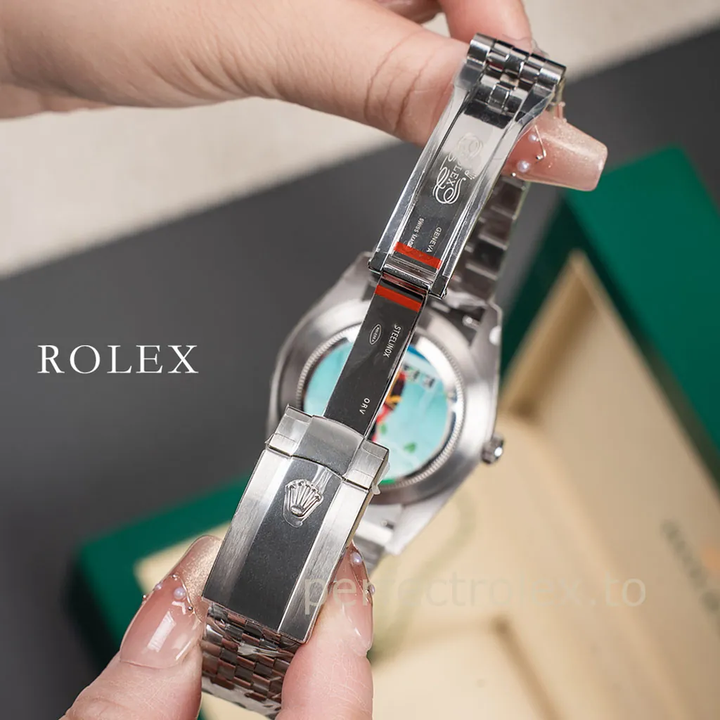 Rolex-Datejust-M126334-0012-Black-Diamond-Dial-41mm-Jubilee-Bracelet-Super-Clone-Watch-Buckle-Details-1