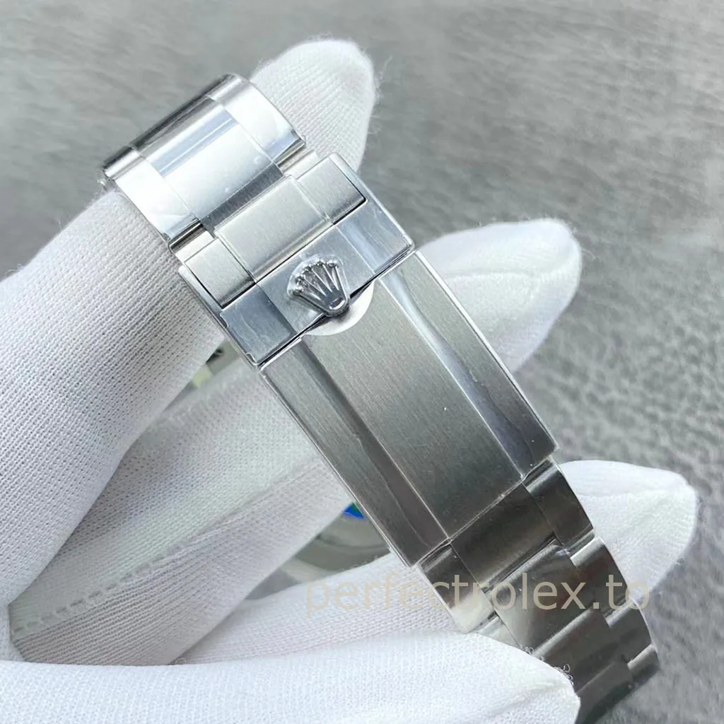 Rolex-Explorer-II-M226570-0002-Black-Dial-42mm-Oyster-Bracelet-Super-Clone-Watch-Buckle-View-1