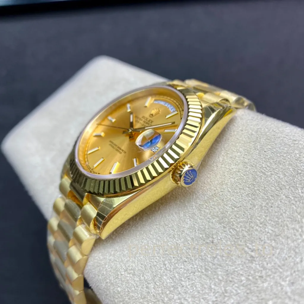 Rolex-Day-Date-M228238-0003-Gold-Dial-President-Bracelet-40mm-Luxury-Super-Clone-Watch-Right-Side-View