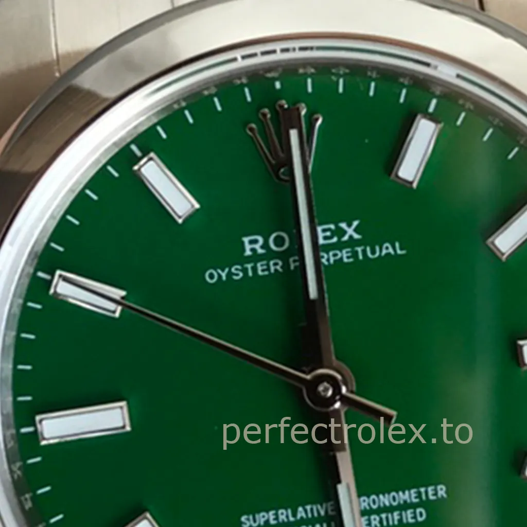 Rolex-Oyster-Perpetual-277200-0006-31mm-Green-Dial-904L-Steel-Oyster-Bracelet-Automatic-Replica-Watch-Dial-Detail-2