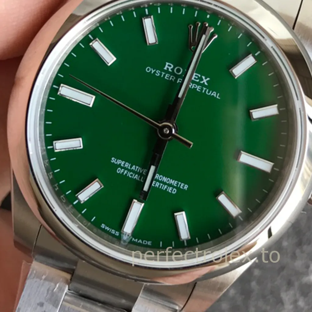 Rolex-Oyster-Perpetual-277200-0006-31mm-Green-Dial-904L-Steel-Oyster-Bracelet-Automatic-Replica-Watch-Dial-Detail-1