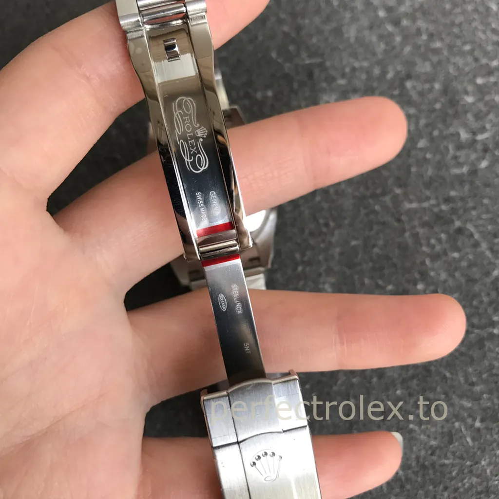 Rolex-Oyster-Perpetual-277200-0009-31mm-Pink-Dial-Oyster-Bracelet-Automatic-Daily-Replica-Watch-Buckle-Details-1