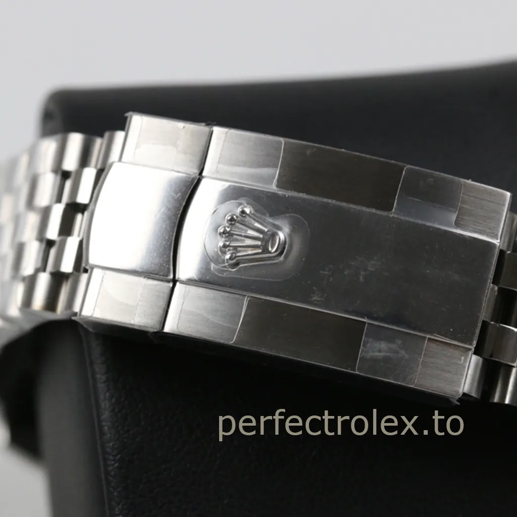 Rolex-Datejust-M126234-0037-Blue-Diamond-Dial-36mm-Super-Clone-Watch-Jubilee-Bracelet-Buckle-View-1