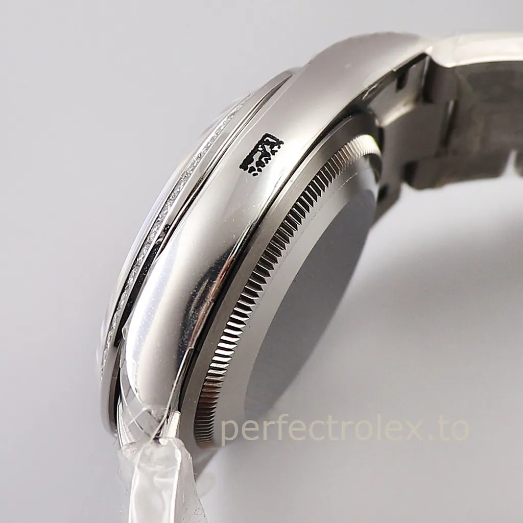 Rolex-Datejust-126284RBR-Diamond-Bezel-Super-Clone-Watch-36mm-Silver-Roman-Dial-Left-Side-View