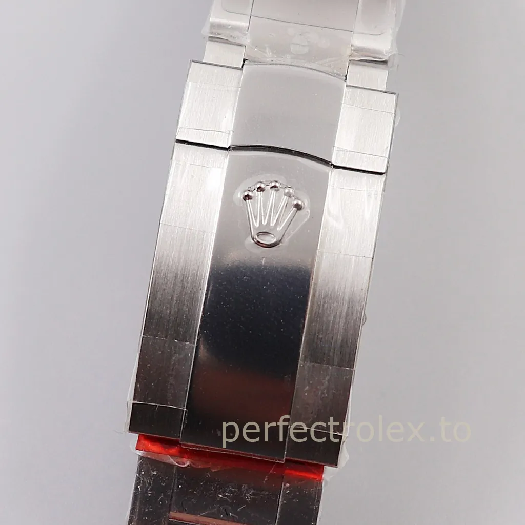 Rolex-Datejust-126284RBR-Diamond-Bezel-Super-Clone-Watch-36mm-Silver-Roman-Dial-Buckle-View-1