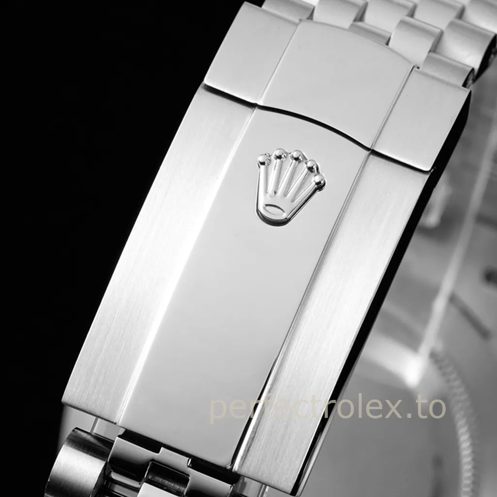 Rolex-Datejust-126334-Tiffany-Blue-Arabic-Numerals-41mm-Fluted-Bezel-Super-Clone-Watch-Buckle-View-1