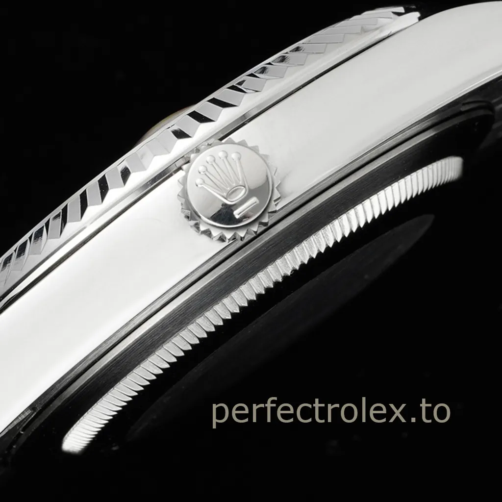 Rolex-Datejust-126334-Ice-Blue-Dial-41mm-Eastern-Arabic-Numerals-Jubilee-Super-Clone-Watch-Right-Side-View