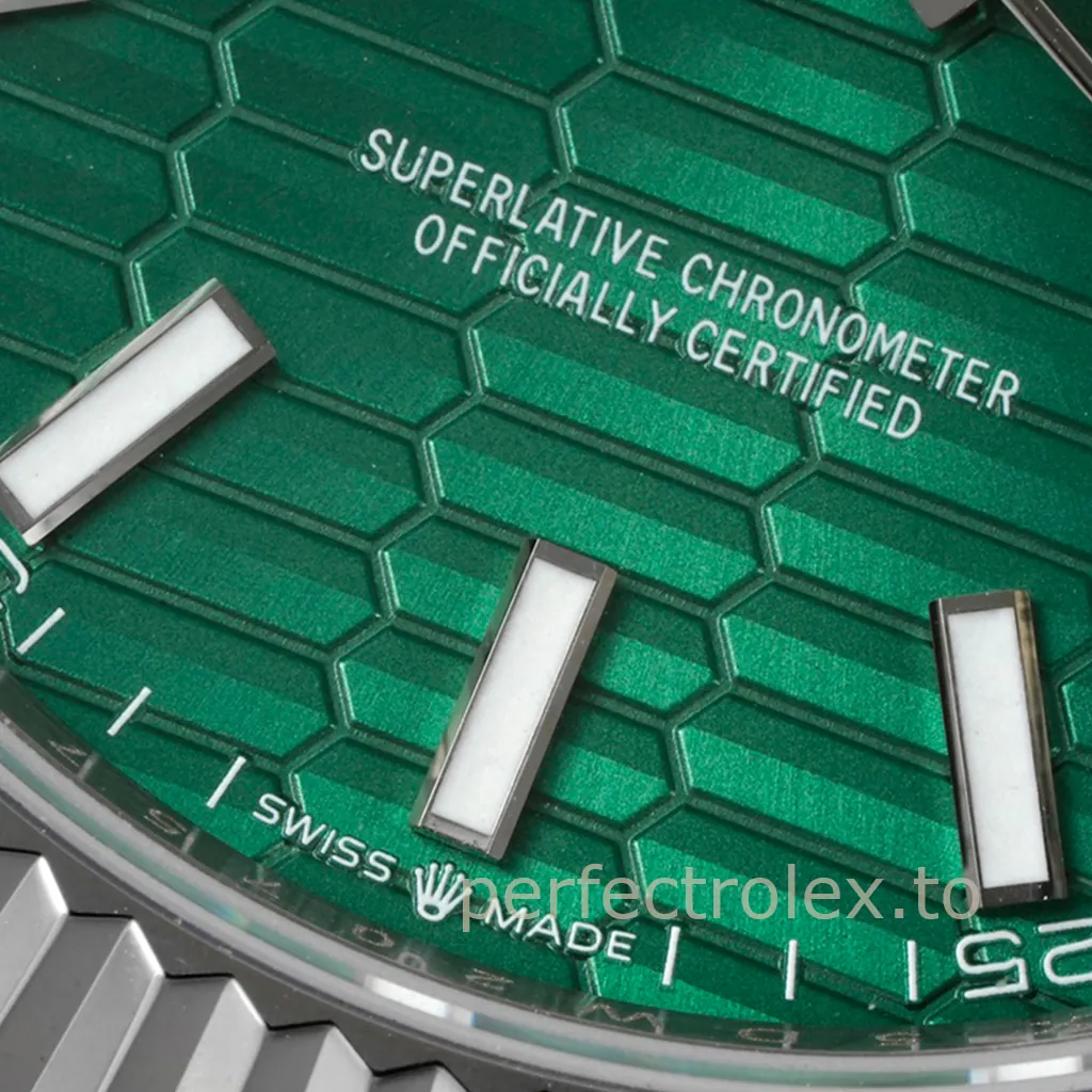 Rolex-Datejust-126334-0030-Mint-Green-Motif-Dial-41mm-Super-Clone-Watch-Jubilee-Bracelet-Dial-Detail-2