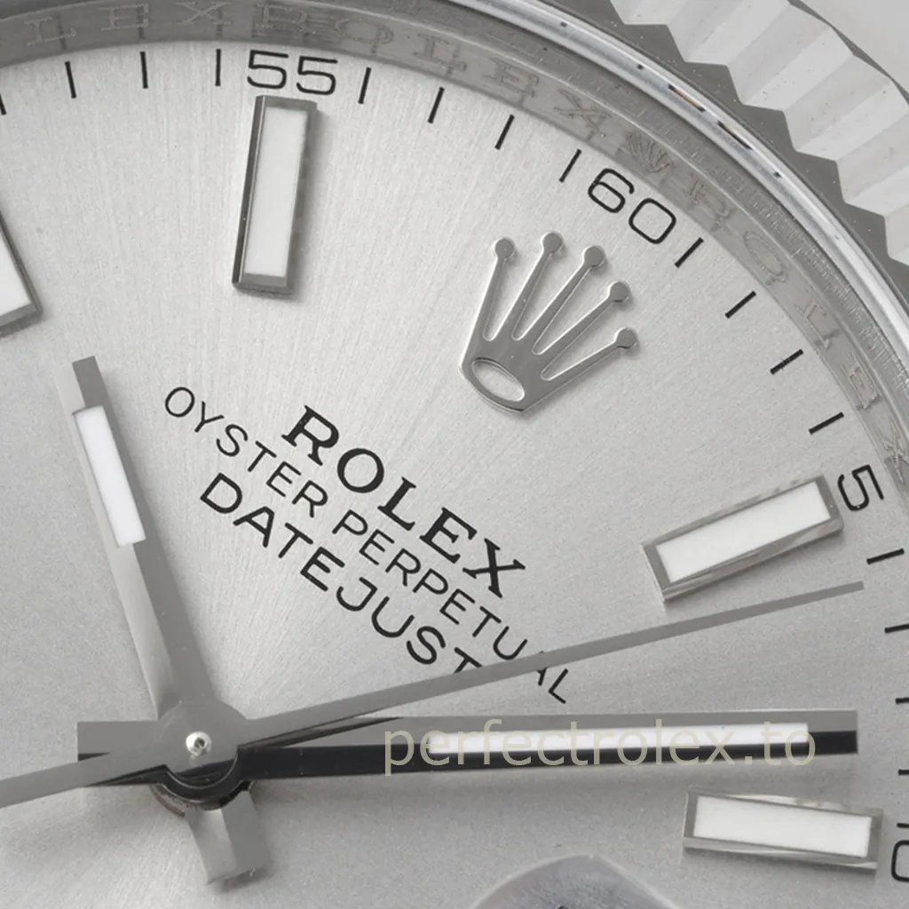 Rolex-Datejust-M126334-41mm-Silver-Dial-Luxury-Super-Clone-Watch-Sporty-Oyster-Bracelet-Dial-Detail-2
