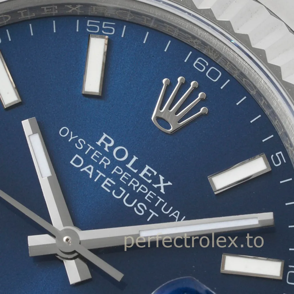 Rolex-Datejust-M126334-0001-Luxury-41mm-Replica-Watch-Blue-Dial-Fluted-Bezel-and-Oyster-Bracelet-Dial-Detail-2