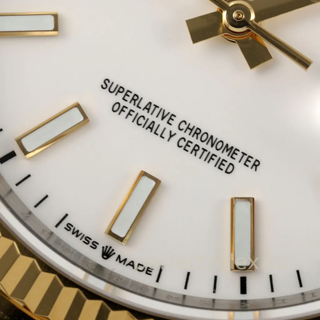 Rolex-Datejust-White-Dial-126233-0019-36mm-Two-Tone-Jubilee-Automatic-Super-Clone-Watch-Dial-Detail-2