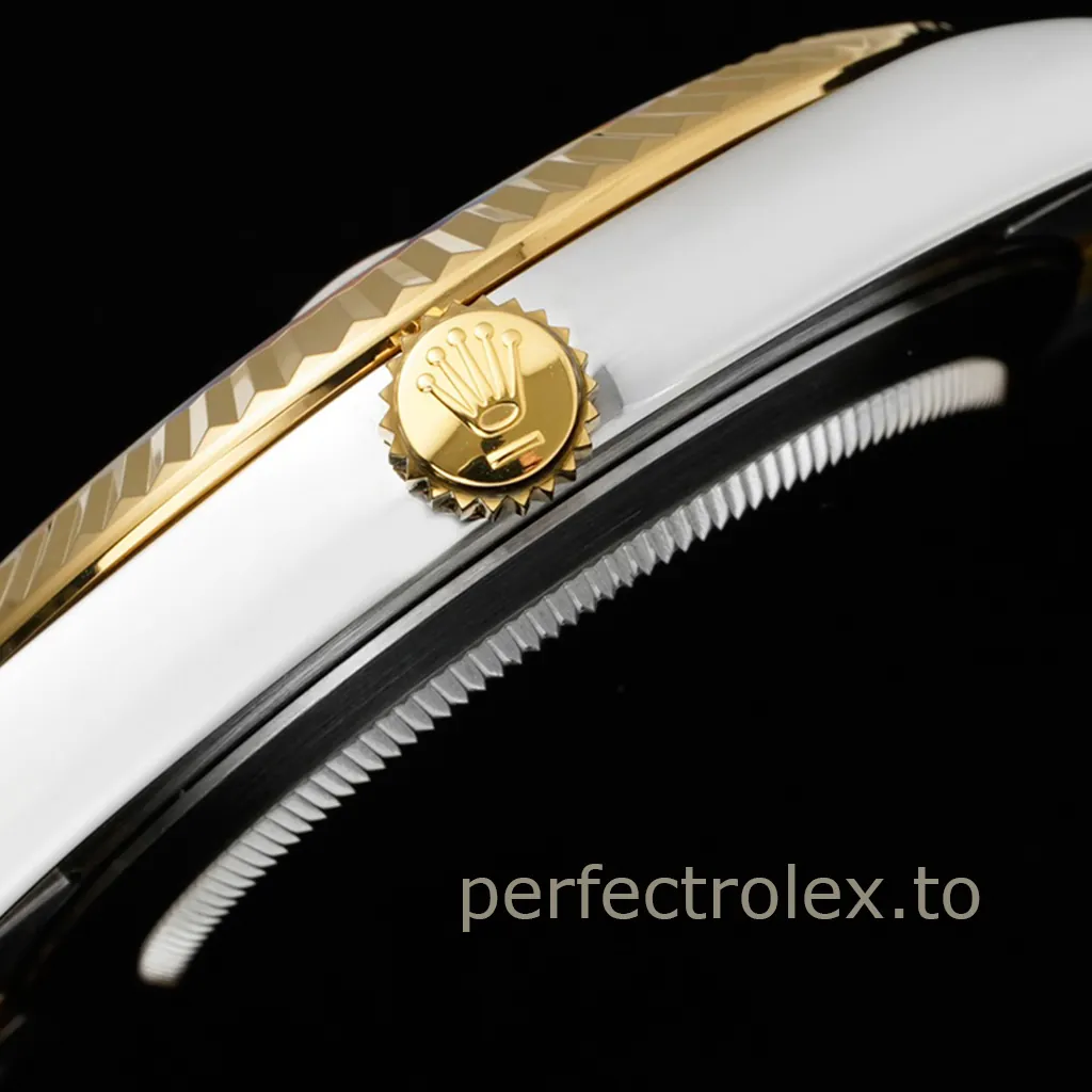 Rolex-Datejust-M126333-0010-41mm-Two-Tone-904L-Steel-Super-Clone-Watch-with-Champagne-Dial-Right-Side-View