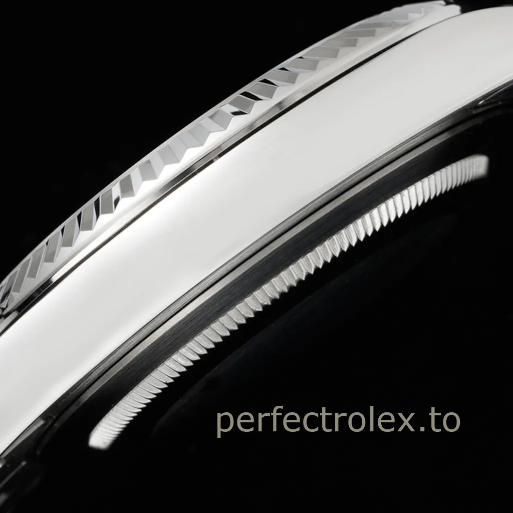 Rolex-Datejust-126334-0010-41mm-904L-Stainless-Steel-White-Dial-3235-Movement-Super-Clone-Watch-Left-Side-View