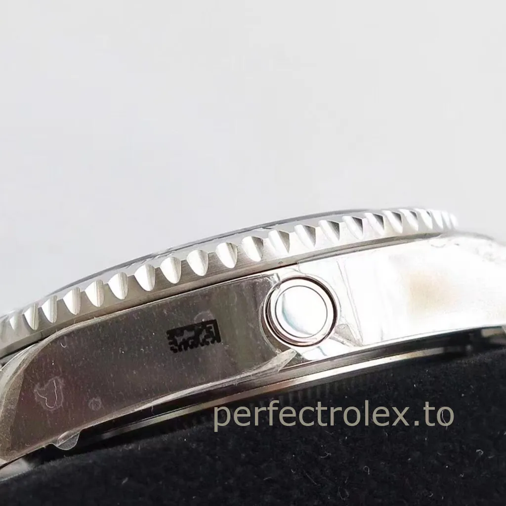 Rolex-Sea-Dweller-116660-Deepsea-44mm-904L-Stainless-Steel-Black-Dial-Dive-Super-Clone-Watch-Left-Side-View