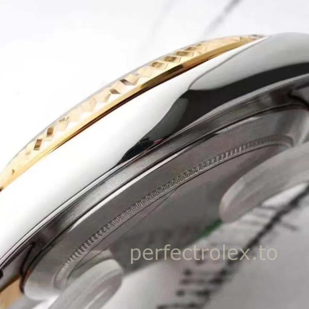 Rolex-Sky-Dweller-42mm-Ref-326933-0001-Champagne-Dial-with-9001-Movement-Super-Clone-Watch-Left-Side-View