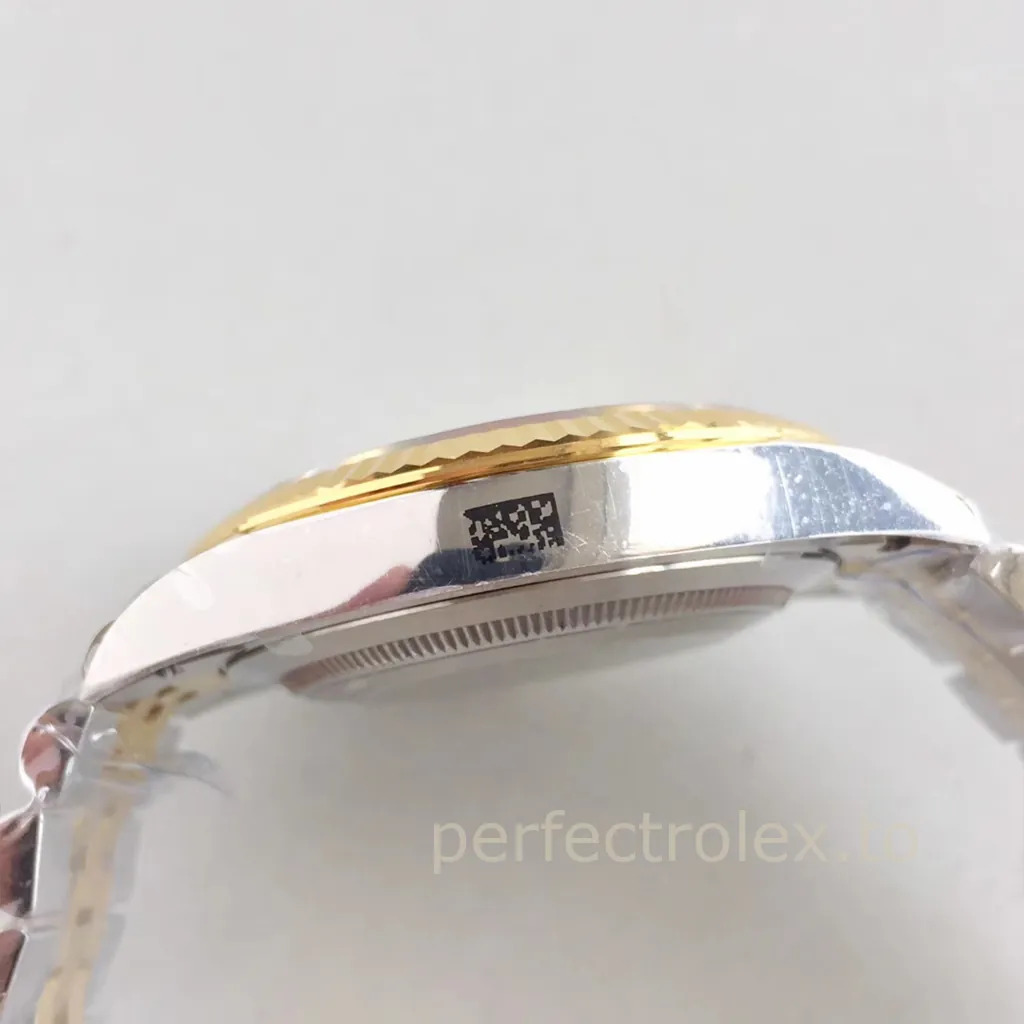 Rolex-Datejust-126333-Yellow-Rolesor-41mm-White-Dial-Jubilee-Bracelet-Calibre-3235-Replica-Watch-Left-Side-View