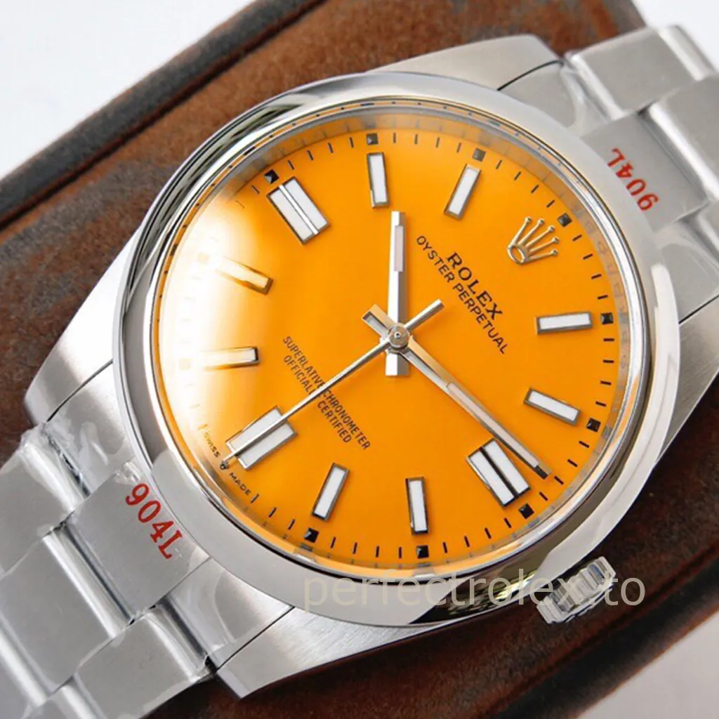 Rolex-Oyster-Perpetual-41-Ref-124300-0004-Yellow-Dial-41mm-Oystersteel-Calibre-3230-Replica-Watch-Dial-Detail-2