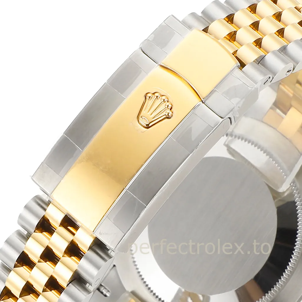 Rolex-Datejust-126333-0022-41mm-904L-Steel-Replica-Watch-Champagne-Textured-Dial-3235-Movement-Buckle-View-1