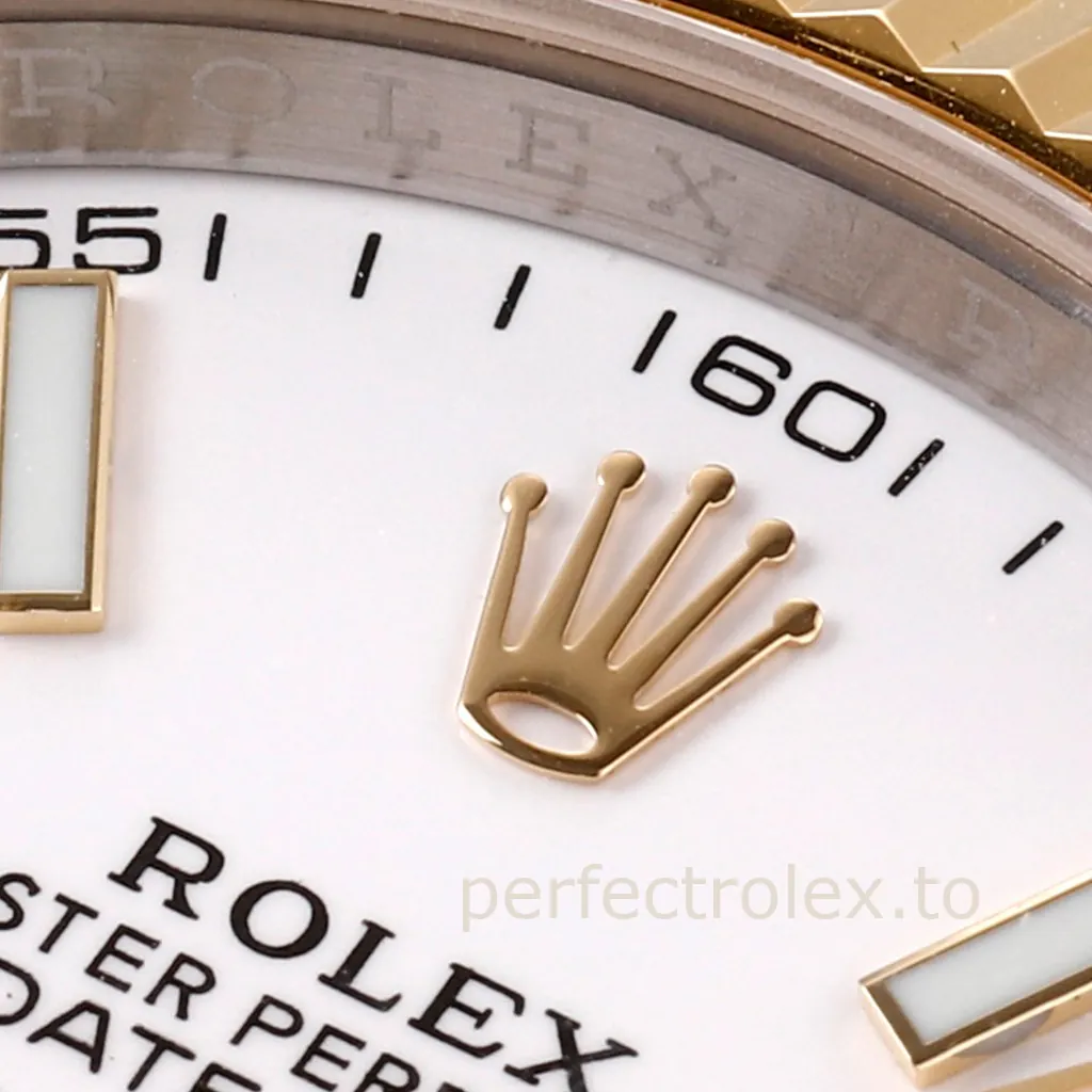 Rolex-Datejust-White-Dial-126333-0015-41mm-Business-Super-Clone-Watch-with-Oyster-Bracelet-Dial-Detail-2