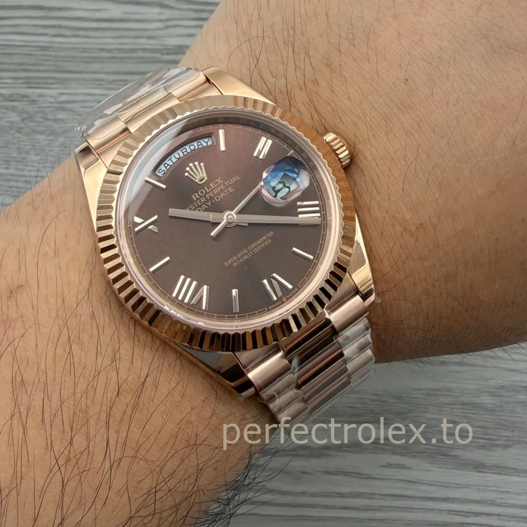 Rolex-Day-Date-40mm-228235-0002-Chocolate-Brown-Dial-with-3255-Movement-Super-Clone-Watch-Wearing-Display