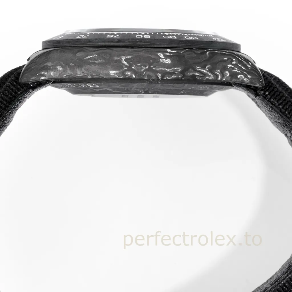 Rolex-Daytona-40mm-Carbon-Fiber-Custom-Chronograph-with-4130-Movement-Replica-Watch-Left-Side-View