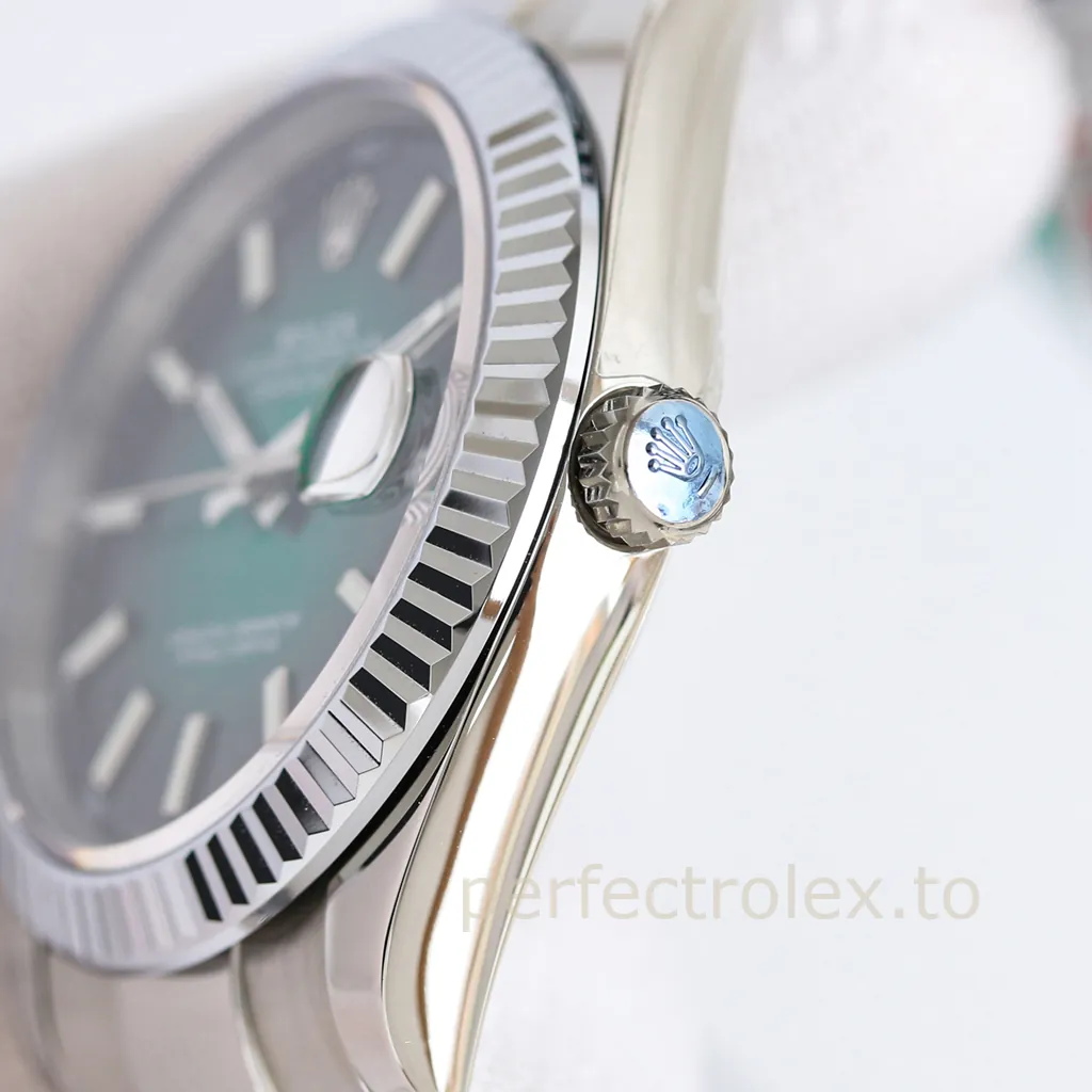 Rolex-Datejust-M126334-0034-41mm-Black-Green-Dial-3235-Movement-Replica-Watch-Right-Side-View