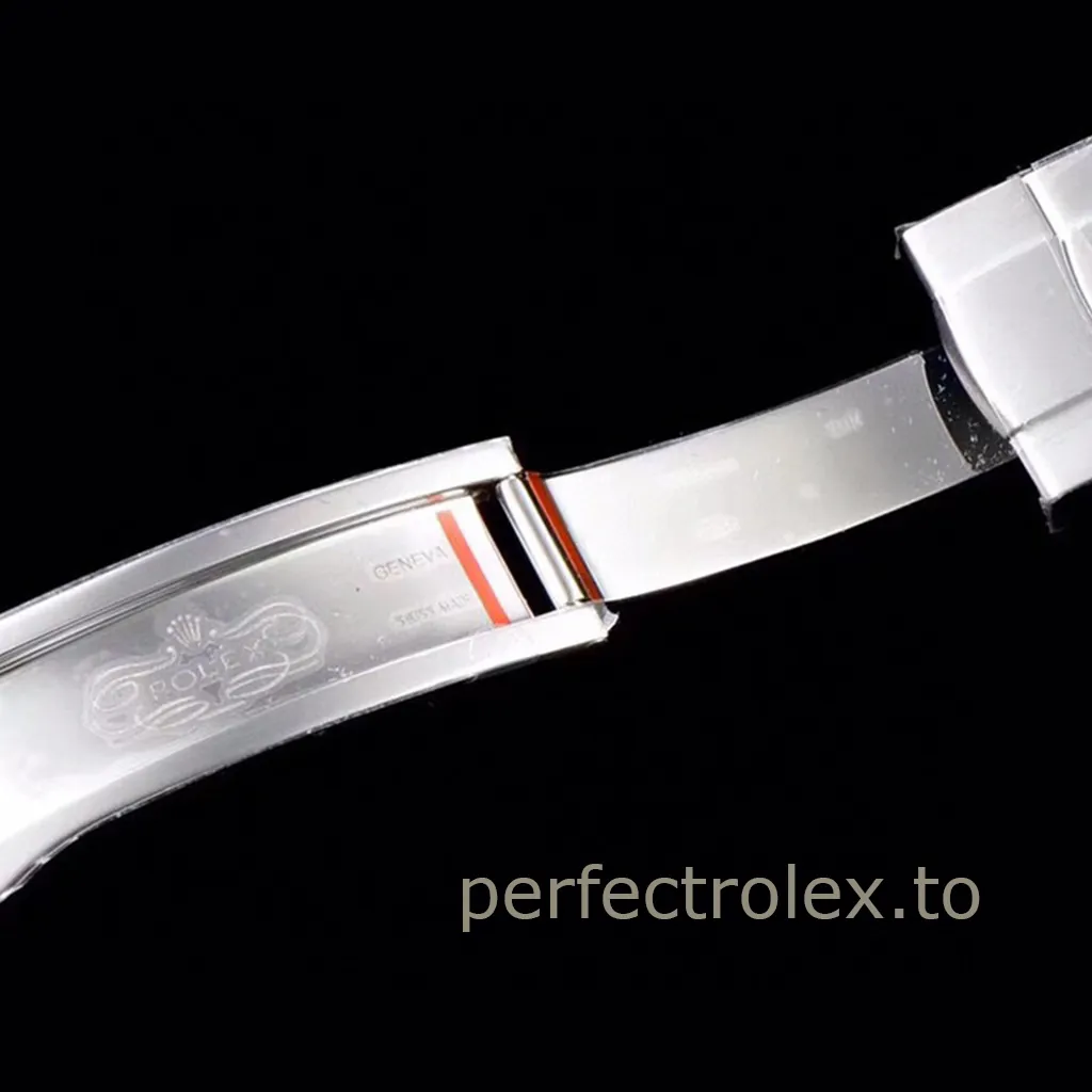 Rolex-Oyster-Perpetual-114300-0004-White-Dial-39mm-904L-Steel-Replica-Watch-Buckle-Details-1