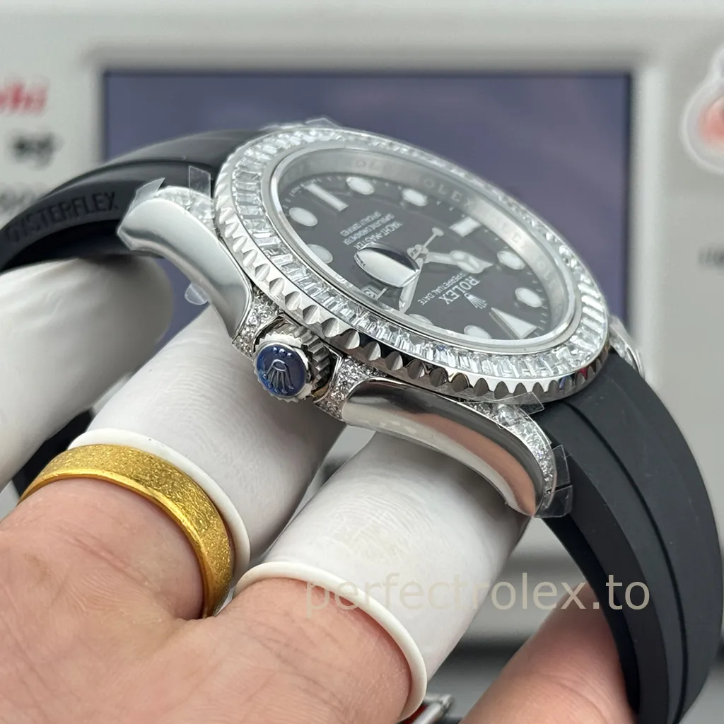 Rolex-Yacht-Master-226679TBR-Diamond-Replica-Watch-with-3235-Movement-40mm-Black-Dial-Right-Side-View